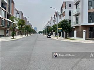 Gần chung cư, gần trường học, gần biển đường lớn 20m thênh thang đỗ oto, giá cực sốc thời điểm này