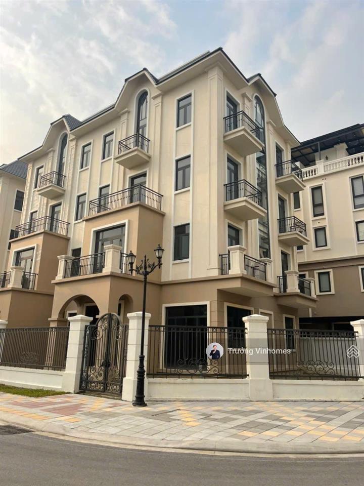 Căn biệt thự góc hiếm nhất khu, đối diện công viên 1,2ha  gần như không có căn thứ 2