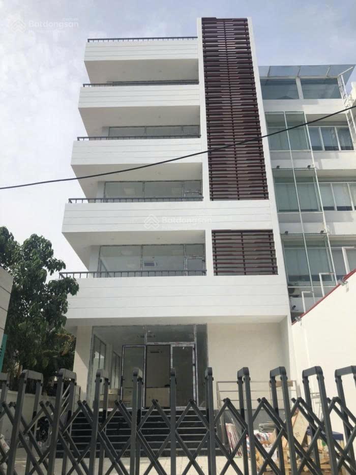 Cho thuê nhà đường nguyễn đình chiểu, phường 4, quận 3, dt 9x20m, hầm trệt 4 lầu, mới xây
