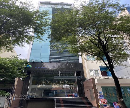 Cho thuê tòa nhà thành thái, phường 14, quận 10, dt 9x20m, hầm trệt 5 lầu, ốp full kính