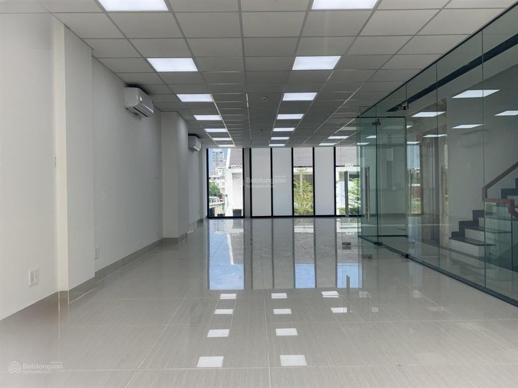 Cho thuê nhà lê văn sỹ, p. 14, quận 3, dt 8x18m, hầm trệt 4 lầu