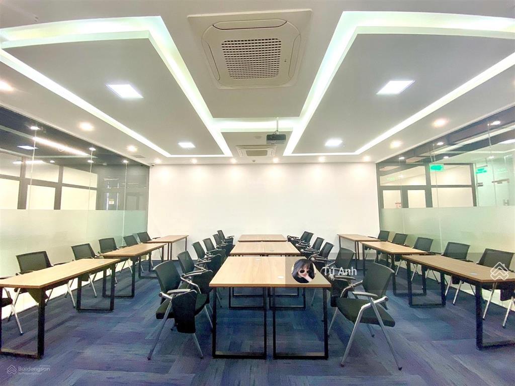 Cho thuê nhà hồ biểu chánh, phường 11, quận phú nhuận, dt 7x20m, hầm trệt 4 lầu