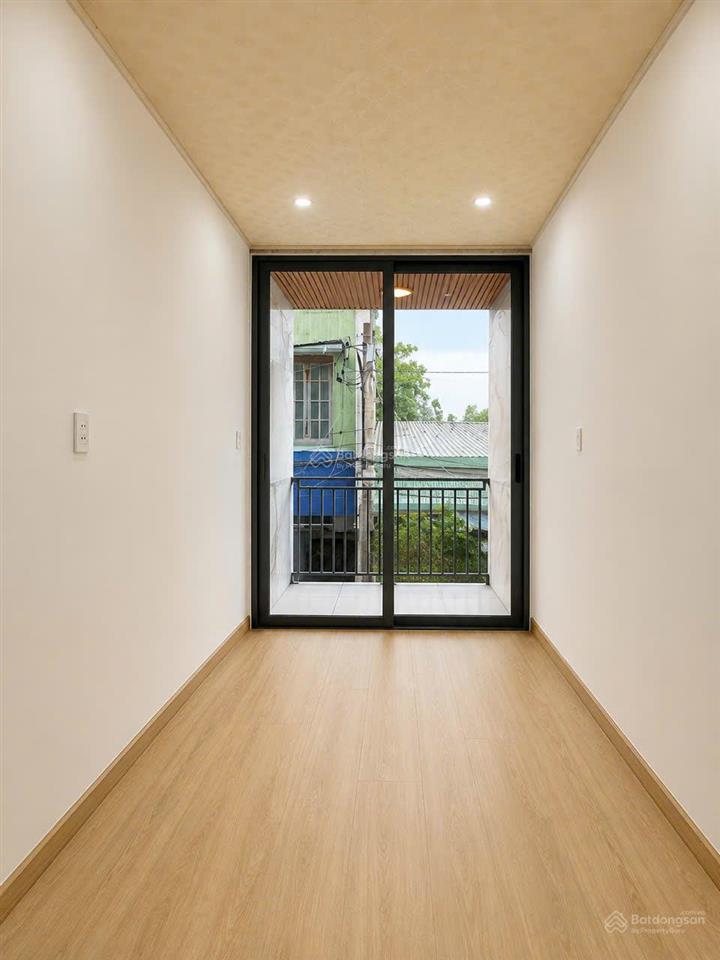 Nhà mới đẹp 3 tầng 3pn đường xe hơi 5m quốc lộ 1k, linh xuân, thủ đức, xách vali vào ở