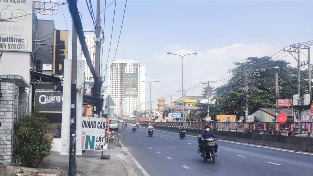 Nhà 3 tầng gần go dĩ an, quốc lộ 1k, linh xuân, thủ đức, sổ hồng riêng