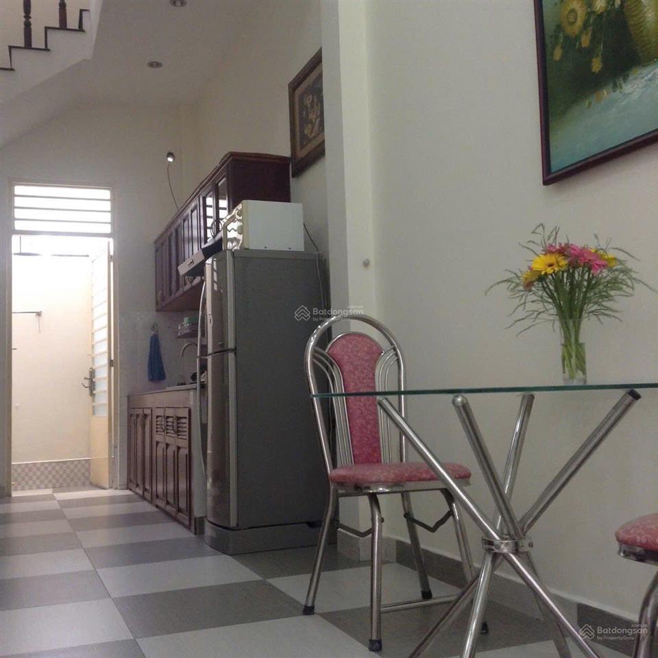 Nhà 3 tầng đường huỳnh văn bánh, phú nhuận 2 mặt tiền trước sau, 82m2, chỉ hơn 5 tỷ