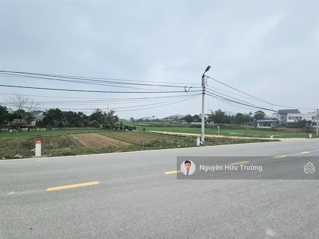 Lô đất đẹp có 102 cách 30m ra đường tỉnh lộ. view cánh đồng và quán cafe cực chill ạ