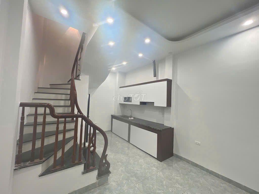Nhà Đẹp Tây Mỗ–Gần Vinsmart City–Ngõ Thoáng–Ở Sướng. 5 Tầng. 6,5 tỷ