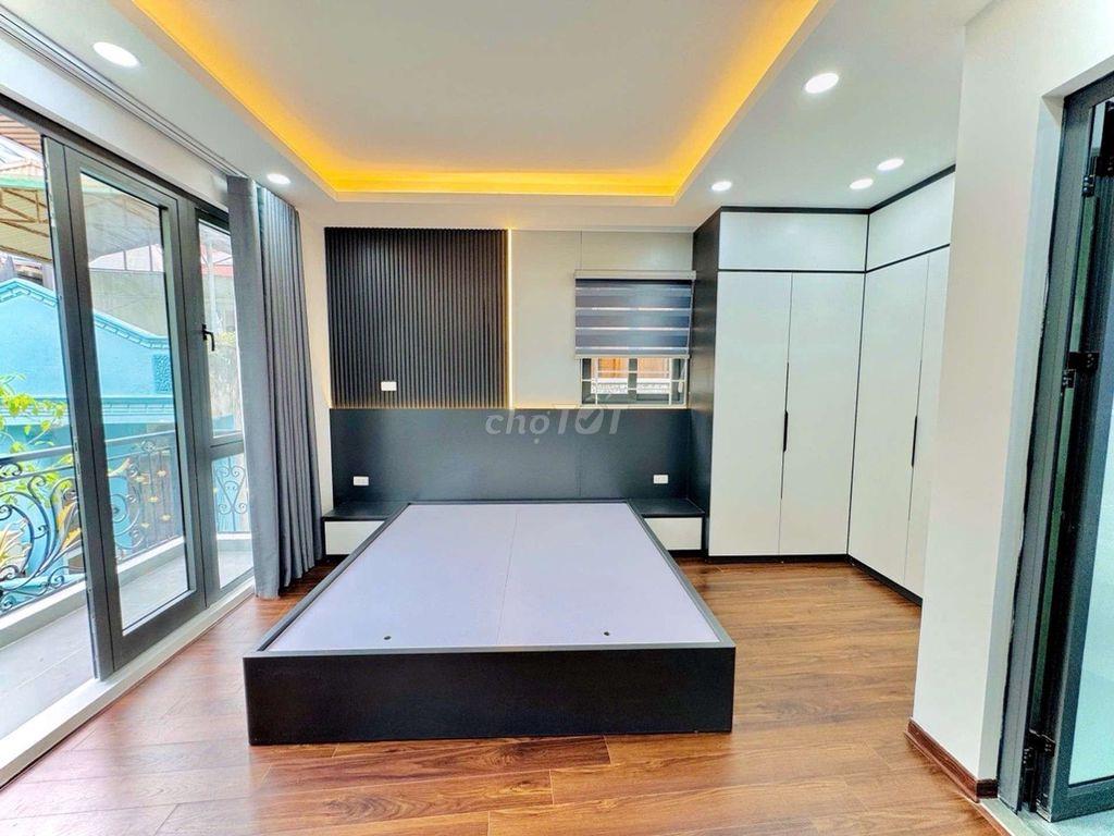 Bán Nhà Trung Văn, Mới Đẹp, Sổ Đỏ Đầy Đủ, 4 PN, 7,x Tỷ