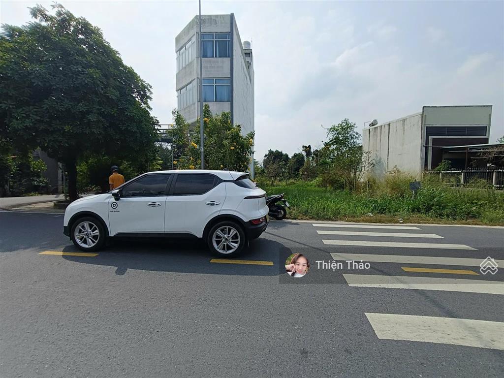 Mặt tiền nguyễn văn khạ, phú hoà đông. kinh doanh và đầu tư thuận lợi. 127m2  shr