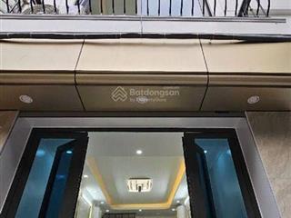 Bán nhà phố hoàng văn thái 36m², 5 tầng có thang máy, nhà đẹp ở ngay, giá 10.6 tỷ