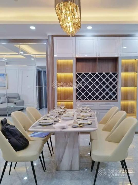 Cho thuê nhanh chcc mỹ khánh 4, giá 19 triệu vnd, 118m2, 3pn, 2wc.