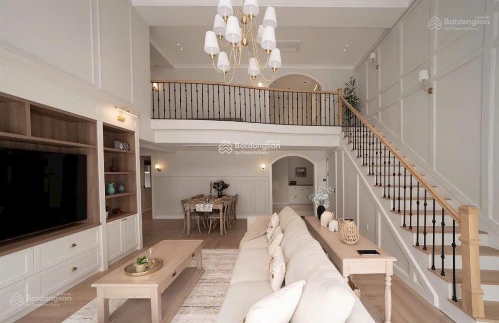Bán gấp duplex mỹ khánh, diện tích 190m2, 4pn giá 13 tỷ