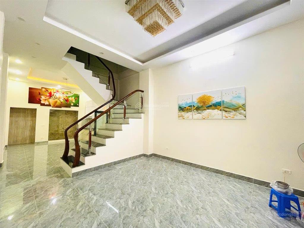 Chính chủ cho thuê nhà riêng 4 tầng mỗi sàn 60m2 tại 25b ngách 66/42 tô vĩnh diện, khương trung, hn