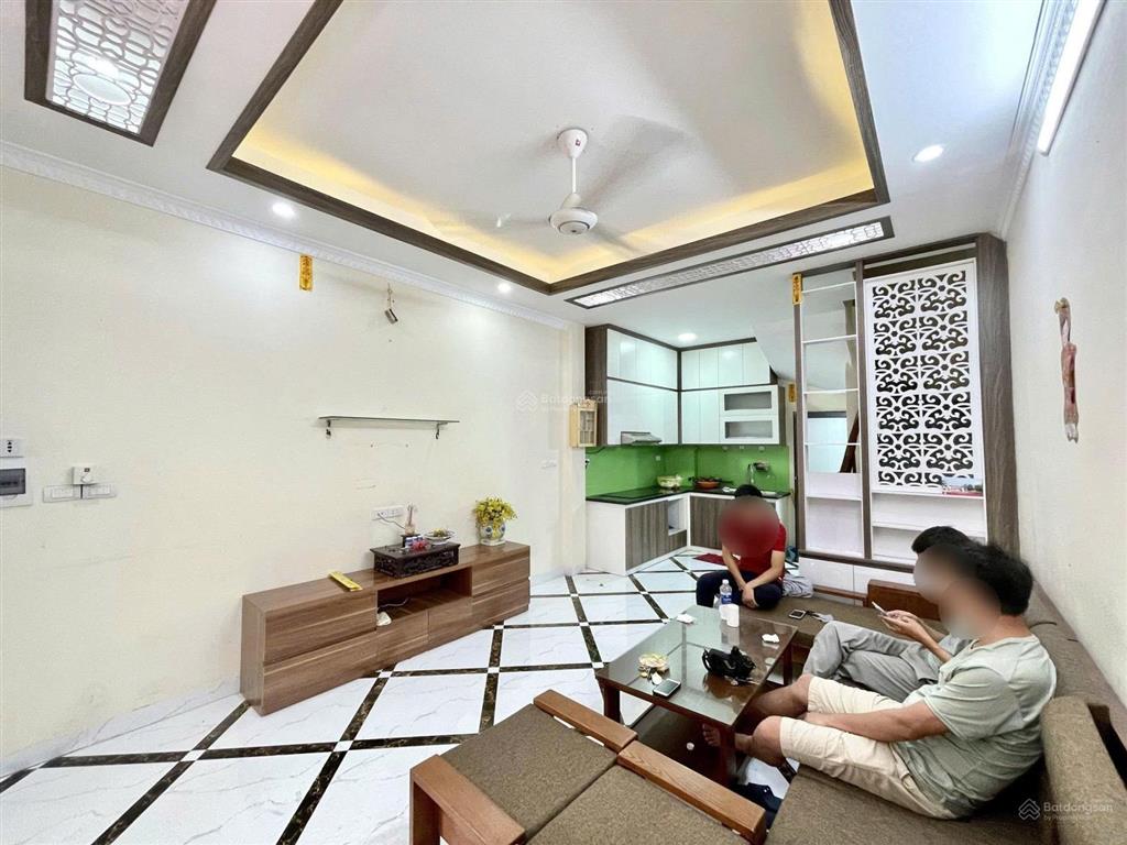 Cho thuê nhà nguyên căn 5 tầng tại phương canh  gần trường fpt, trịnh văn bô  phù hợp hộ gia đình