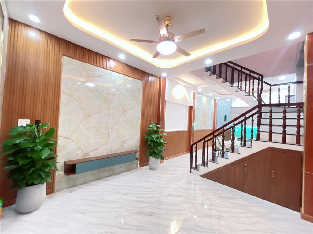 Bán nhà ĐẸP 2 Tầng Dĩ An,SHR đường ô tô,kế Làng Đại Học TPHCM