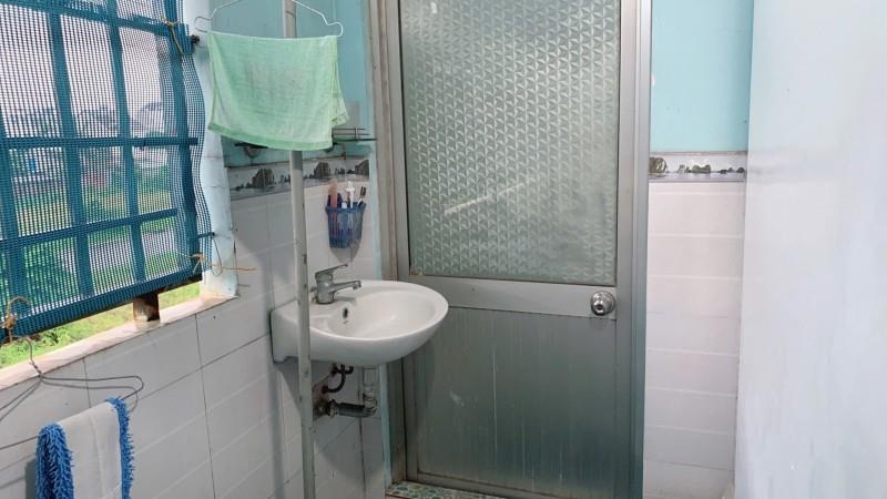 Bán nhà 2 Tầng Dĩ An,SHR,đường nhựa 15M,gần trường THPT Nguyễn Thị Minh Khai