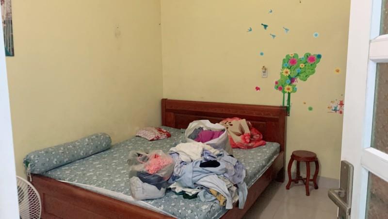 Bán nhà 2 Tầng Dĩ An,SHR,đường nhựa 15M,gần trường THPT Nguyễn Thị Minh Khai
