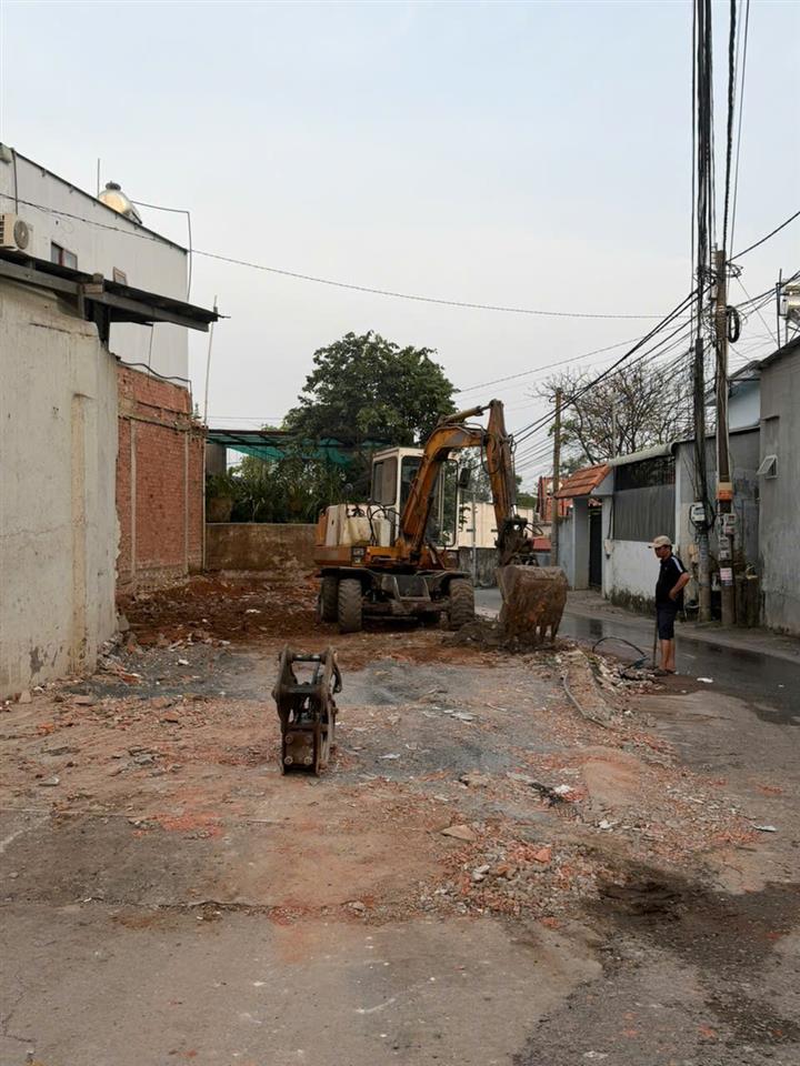 Bán đất P.Biên Hòa,SHR thổ cư 100%,đường 2 ô tô,gần TTMT AEON Mall Biên Hòa