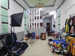 Bán nhà 1 Trệt 1 Lầu Dĩ An,SHR đường nhựa 3 ô tô,gần ĐHQG TPHCM,giá rẻ