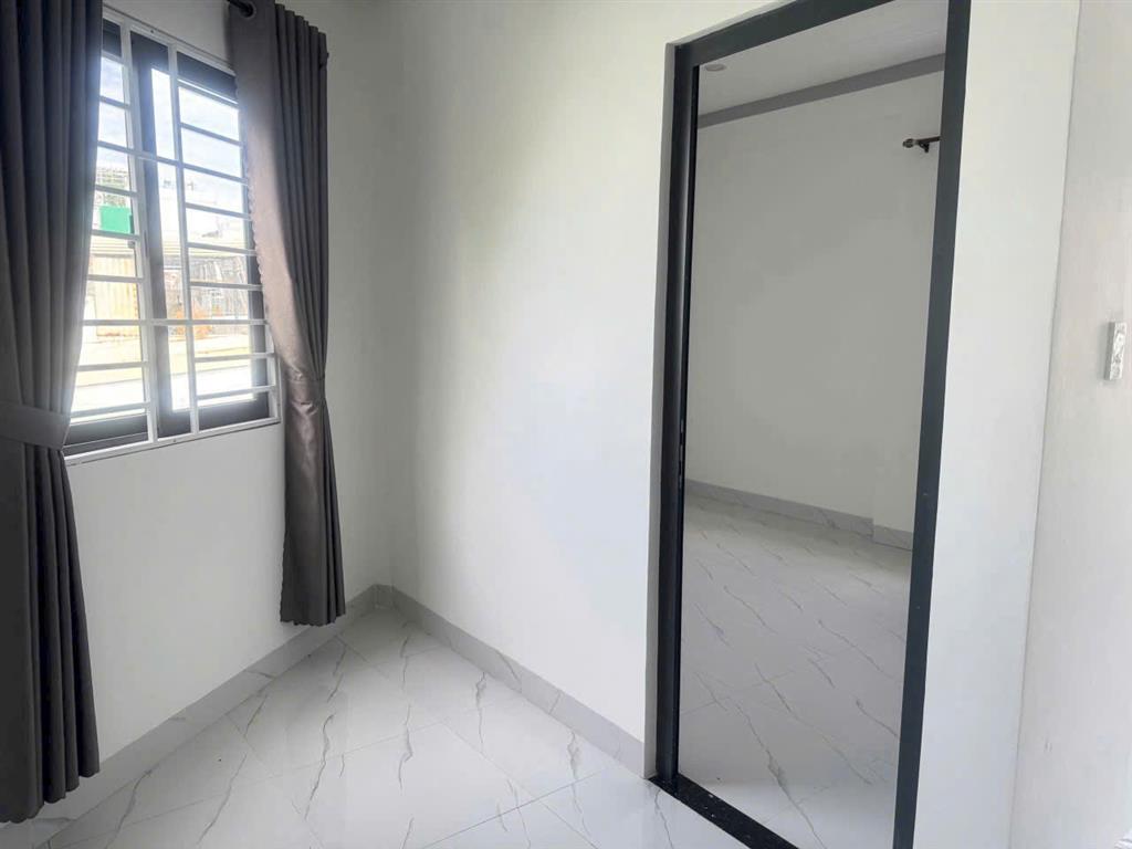 Bán nhà 2 Tầng Trung Tâm TP Đồng Nai,SHR, FULL Nội Thất cao cấp,gần D2D