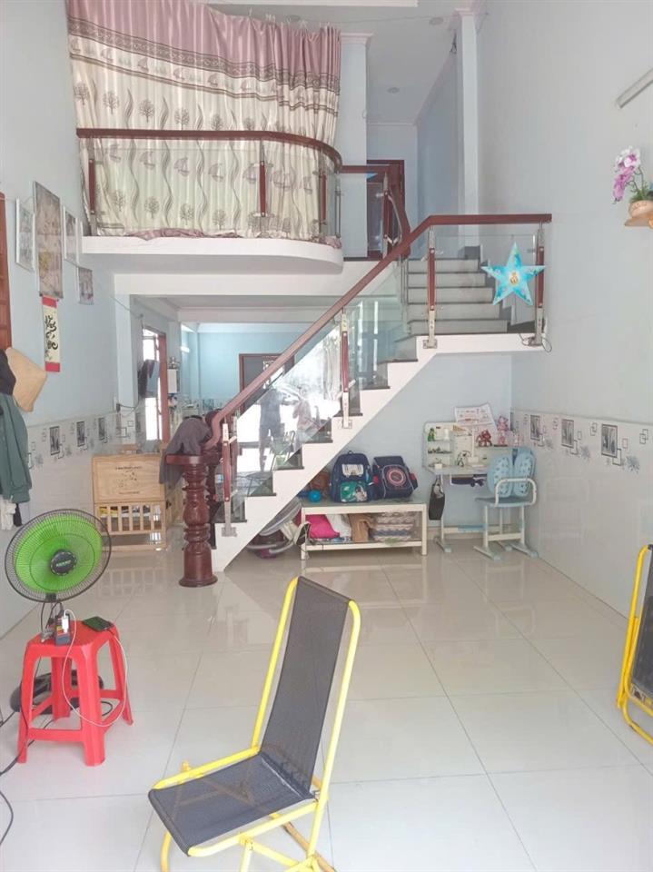 Bán nhà 2 Tầng 155m² Dĩ An,SHR đường 2 ô tô thông,gần Vincom Dĩ An
