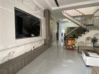 Bán nhà ĐẸP 2 Tầng Lầu tại Kp4,P.Trảng Dài,SHR đường 2 ô tô thông thoáng,giá rẻ