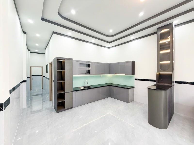 Bán nhà 120m2 Trung Tâm Biên Hòa,ngay cổng 2,SHR đường ô tô