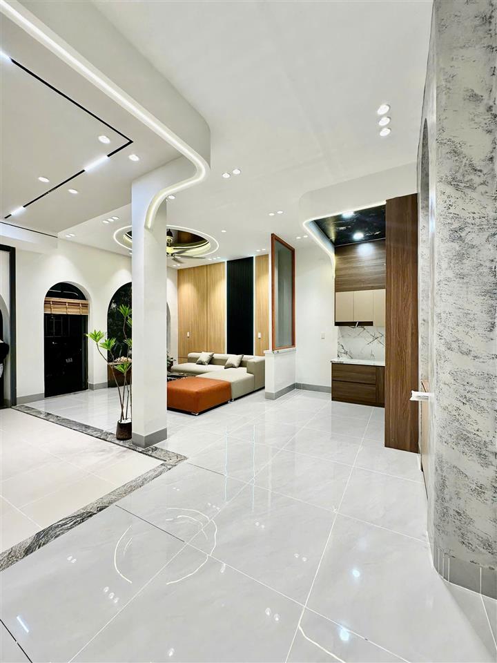 Bán nhà 3 Tầng Trung Tâm TP.Đồng Nai,SHR đường ô tô,gần Quảng Trường