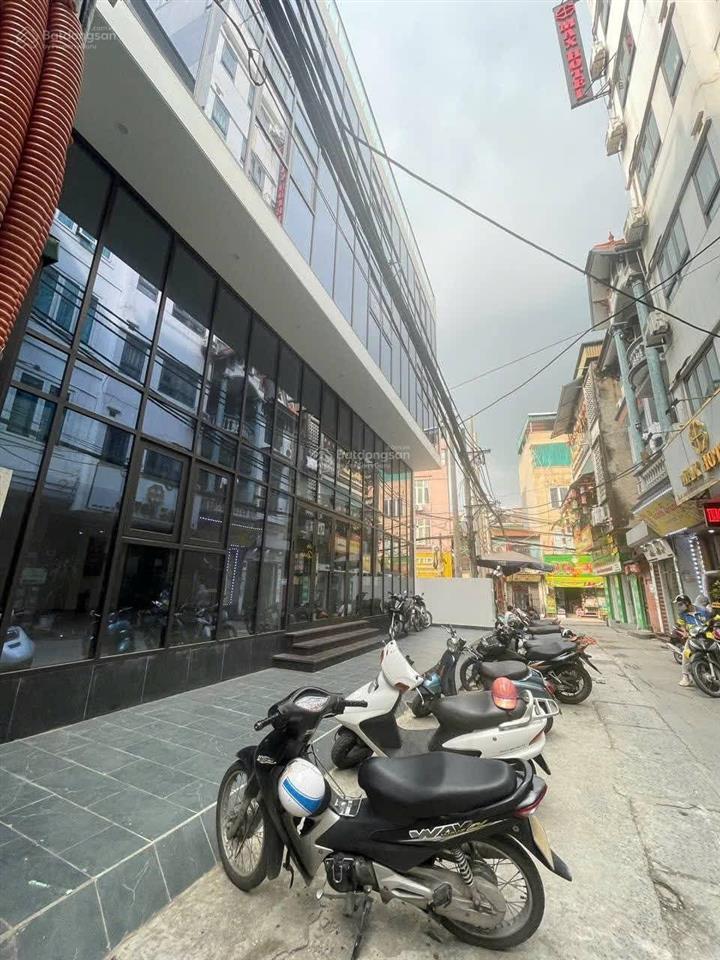 Chính chủ cho thuê tòa văn phòng thanh trì, nhà đẹp, vào ngay