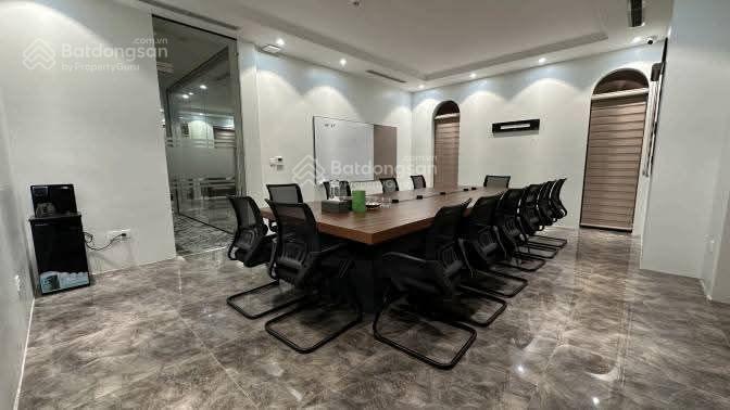 Chính chủ cho thuê căn him lam vạn phúc hà đông full đồ văn phòng, ở ngay