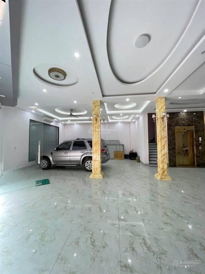 Tòa nhà 1.100m2 sàn kđt đại thanh