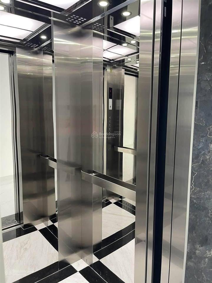 Tòa nhà 1.100m2 sàn kđt đại thanh
