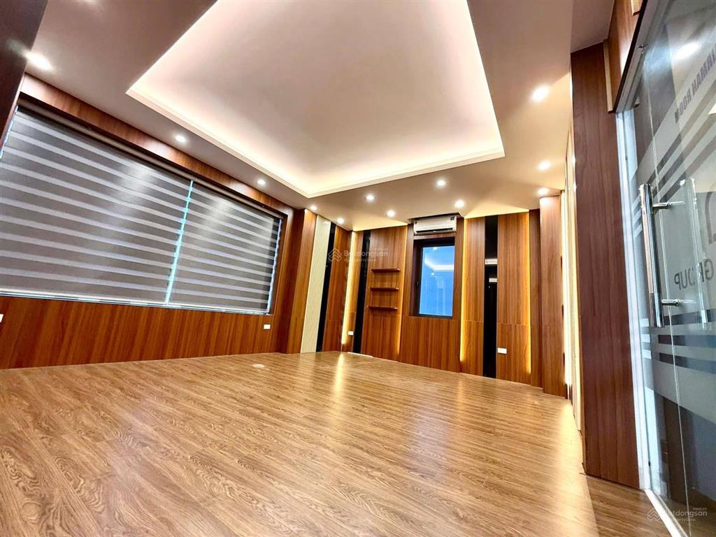 Siêu phẩm biệt thự mới đẹp nguyễn xiển thanh xuân  150m2 x 6 tầng có thang máy  giá 65 tr/tháng