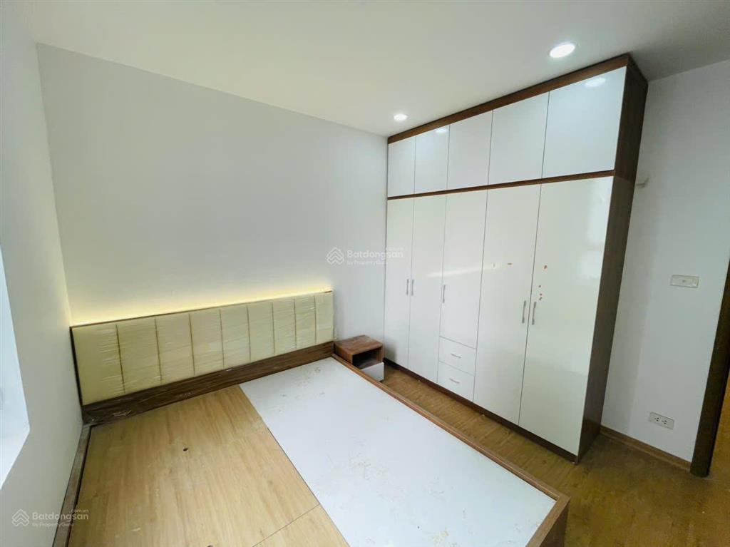 Cần bán nhanh căn hộ 30t nam trung yên, full đồ, giá 5 tỷ