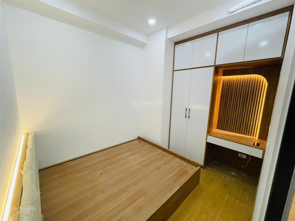 Cần bán nhanh căn hộ 30t nam trung yên, full đồ, giá 5 tỷ