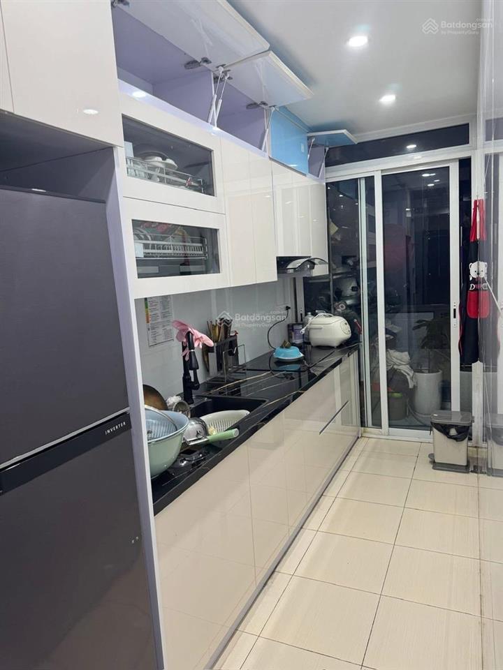 Bán căn hộ chung cư 100m2 chính chủ tại nguyễn cơ thạch, từ liêm  giá 7.9 tỷ,  0888 346 ***