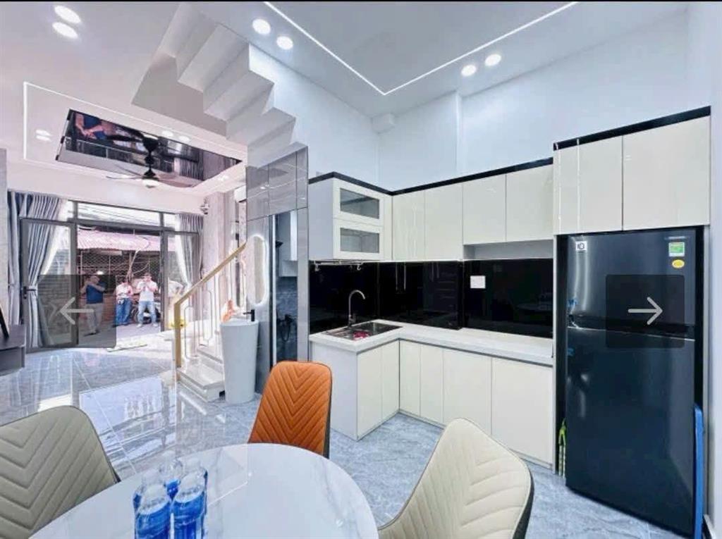 Bán nhà HXH Nguyễn Duy Cung, Gò Vấp, DT 35m2, 2 tầng, 2 phòng ngủ, nội thất đầy đủ, giá