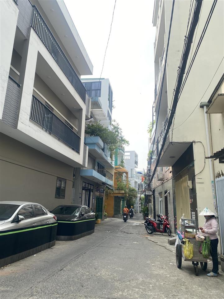 Bán gấp mt phó đức chính đinh tiên hoàng đối diện vincom 80m2nhà cũ tiện xây mớichỉ hơn 9 tỷ