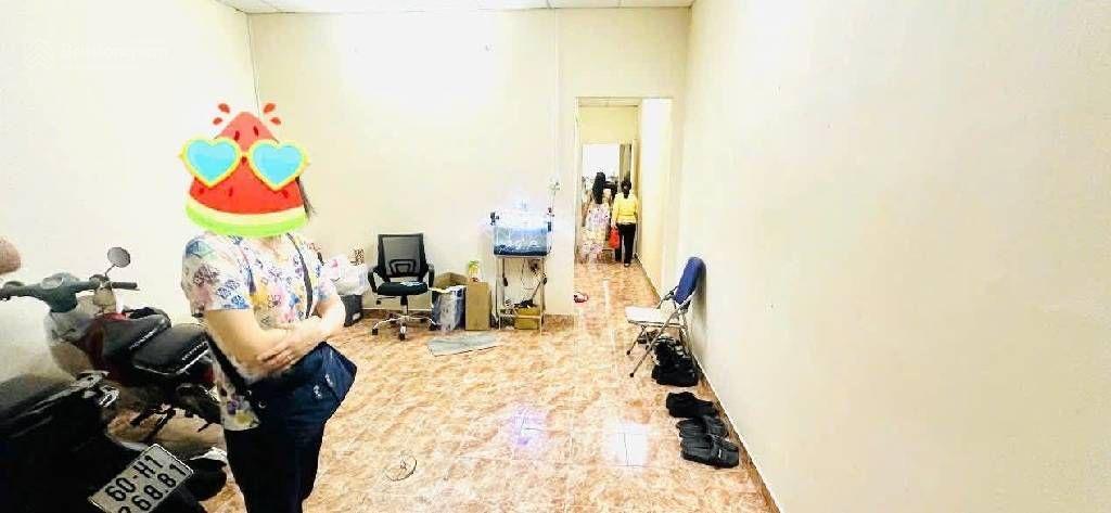 Nhỉnh 8 tỷ bán nhanh nhà lê quang định sát chợ bà chiểu 80m2  2 tầng btct sát mặt tiền chỉ 30m