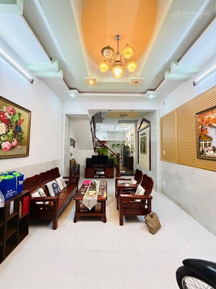 Nhỉnh 6 tỷ hẻm ô tô tới nhà lê quang định  4x12m  4 tầng khu dân trí sát chợ bà chiểu cách mt 40m