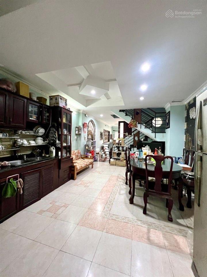 Hẻm đà lạt chill ngay nguyễn xí  80m2nhỉnh 8tỷ 2 tầng 5pn sát mt oto tới gần nhà dân trí cao