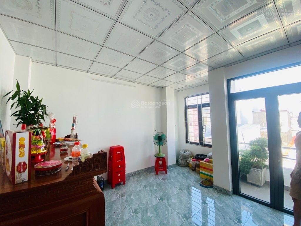 Sát mặt tiền nguyễn văn đậuoto đậu trong nhà  4x11m 2 tầng  an ninh  nhỉnh 6 tỷ