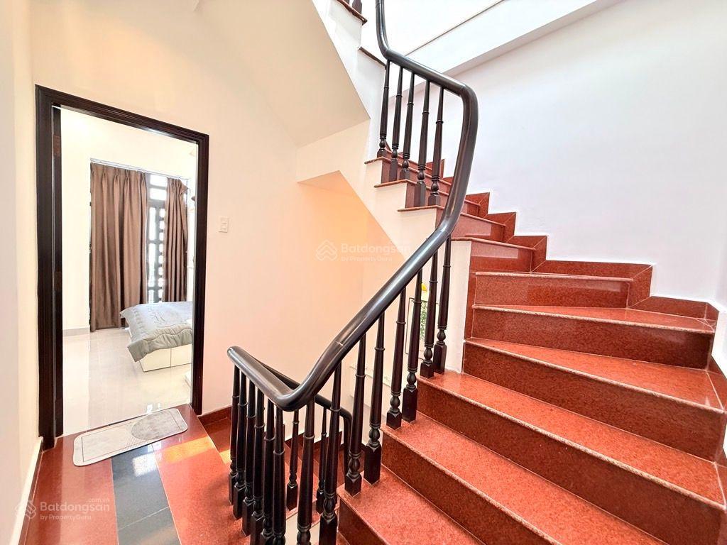 Hẻm xe tải 7m có vỉa hè sát mặt tiền nguyễn xí, bình thạnh72m2 4tầng,thang máy chờ nhỉnh 9 tỷtl