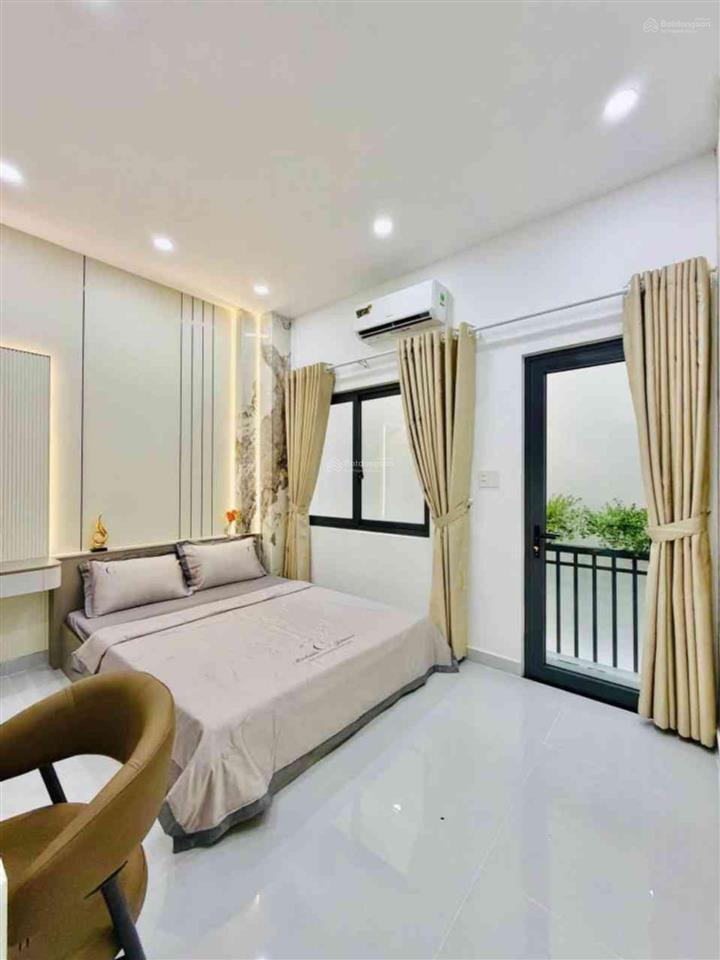 Sổ phân lô  4x16m  4 tầng  2 mặt hẻm  xe hơi ngủ trong nhà  64m²  chỉ hơn 10 tỷ sát mt