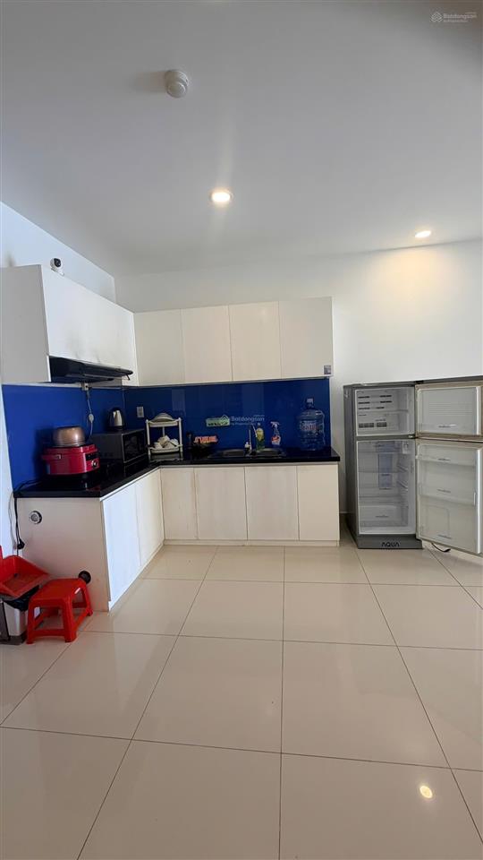 Bán gấp căn 1pn giá 2.5 tỷ melody vũng tàu trung tâm bãi sau, có sổ hồng.  0775 707 *** phạm yến