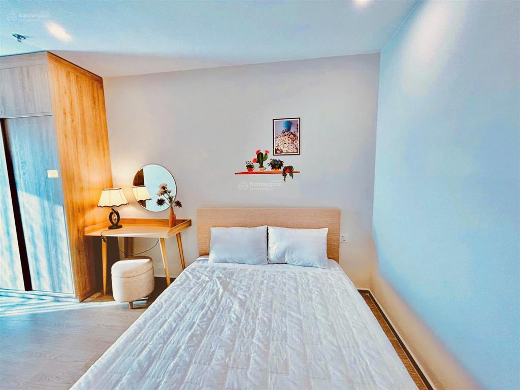 Bán gấp căn 1pn the sóng vũng tàu cách biển 200m, full nội thất, giá 2 tỷ 0775 707 *** phạm yến