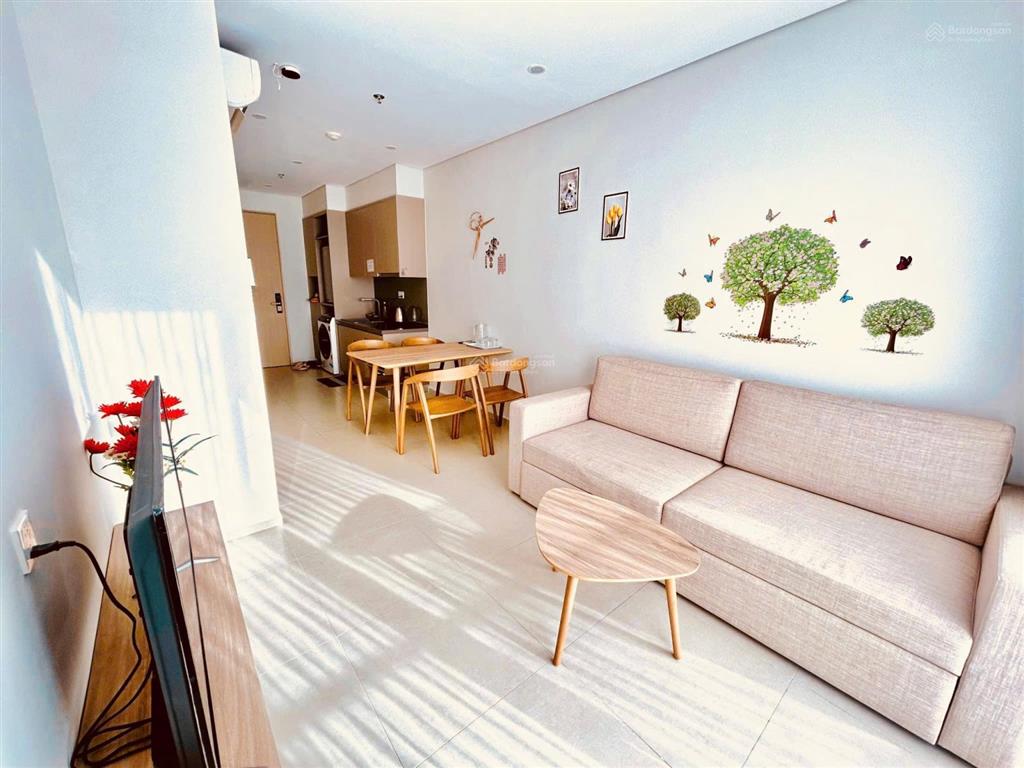 Bán gấp căn 1pn the sóng vũng tàu cách biển 200m, full nội thất, giá 2 tỷ 0775 707 *** phạm yến