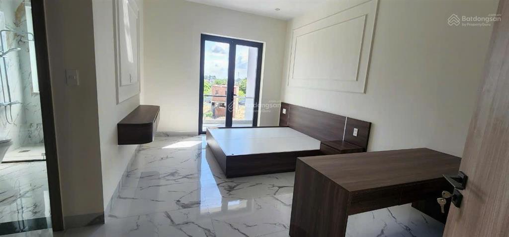 Cần bán gấp nhà phố 120m2 1 trệt 2 lầu ngay trung tâm tp bà rịa, giá 5.7 tỷ, có sổ hồng 0775 707 ***