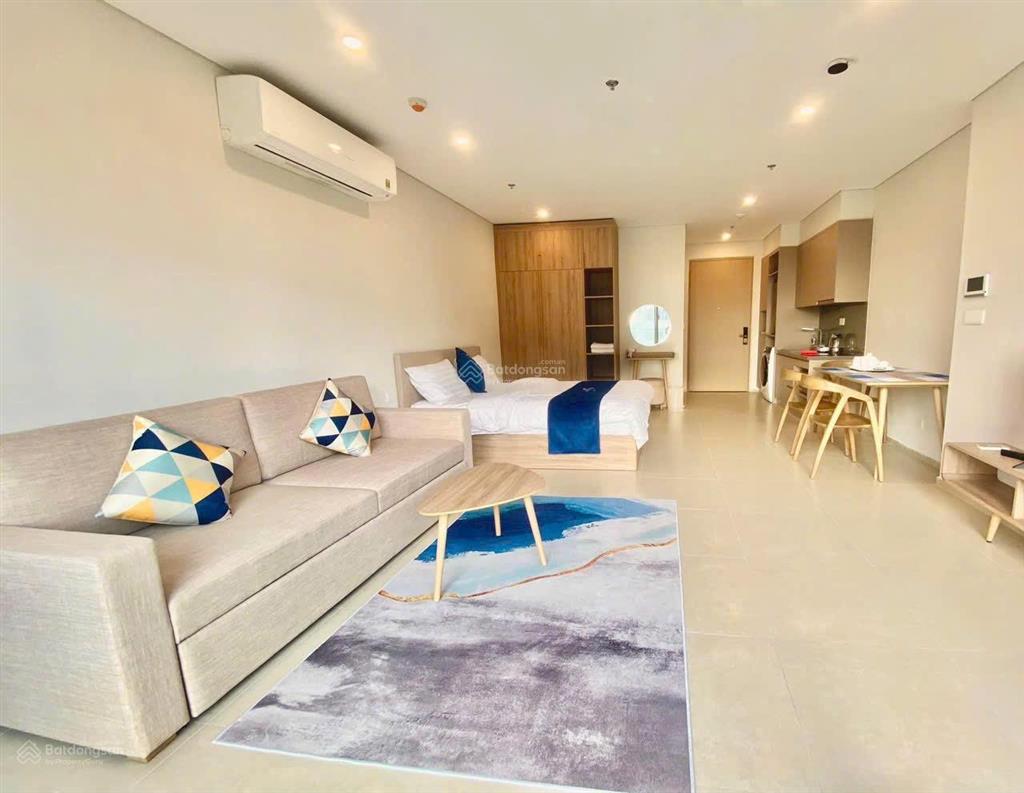 Cần bán căn hộ the sóng vũng tàu full nội thất giá 2.1 tỷ, cách biển 200m, phạm yến 0775 707 ***