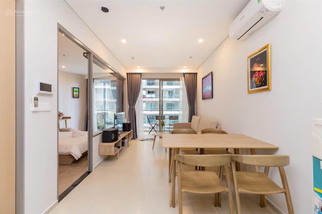 Cần bán gấp căn hộ the sóng  bãi sau vũng tàu cách biển 200m giá 2.250 tỷ. phạm yến 0775 707 ***